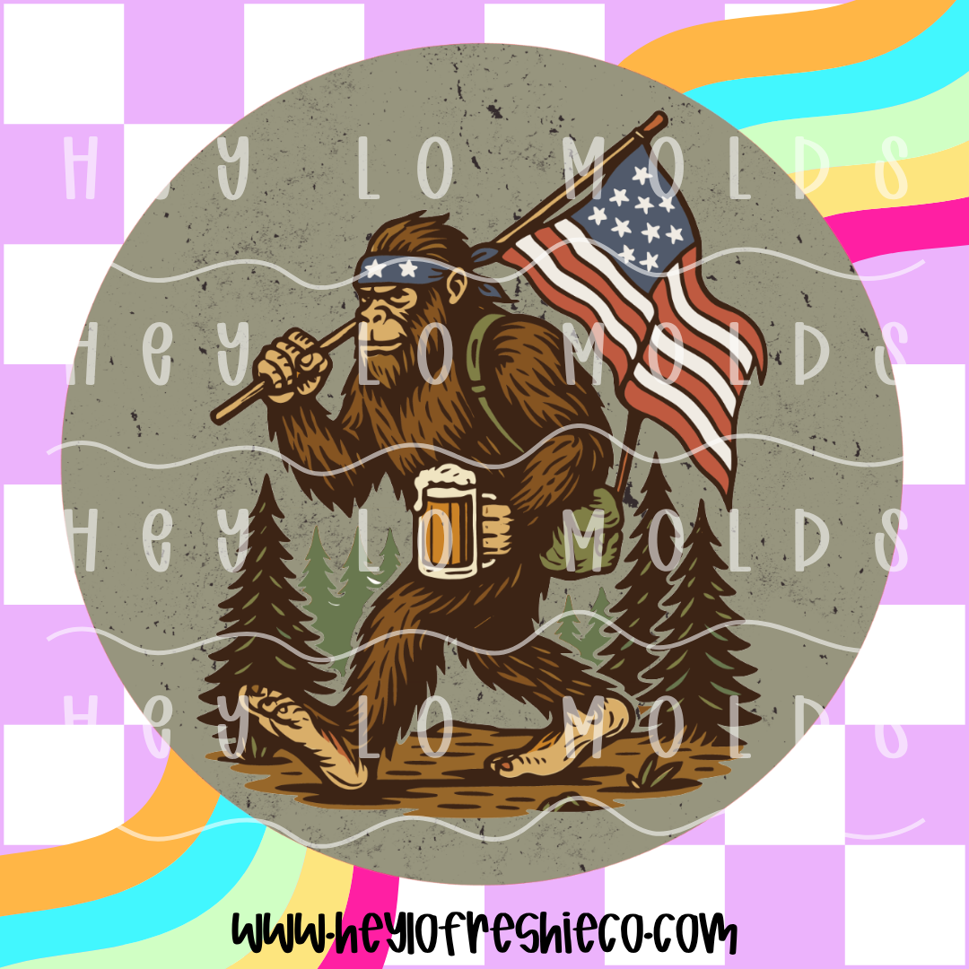 Round Cardstock 015 | Bigfoot With Flag